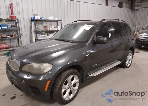 2011 BMW X5 xDrive35D z USA, uszkodzony, nr VIN 5UXZW0C51BL658908